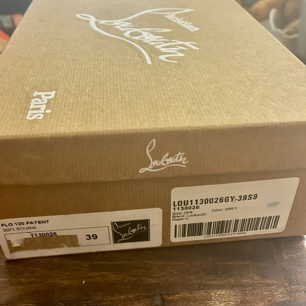 Christian Louboutin Limited Edition Souris color - Picture 6 of 9